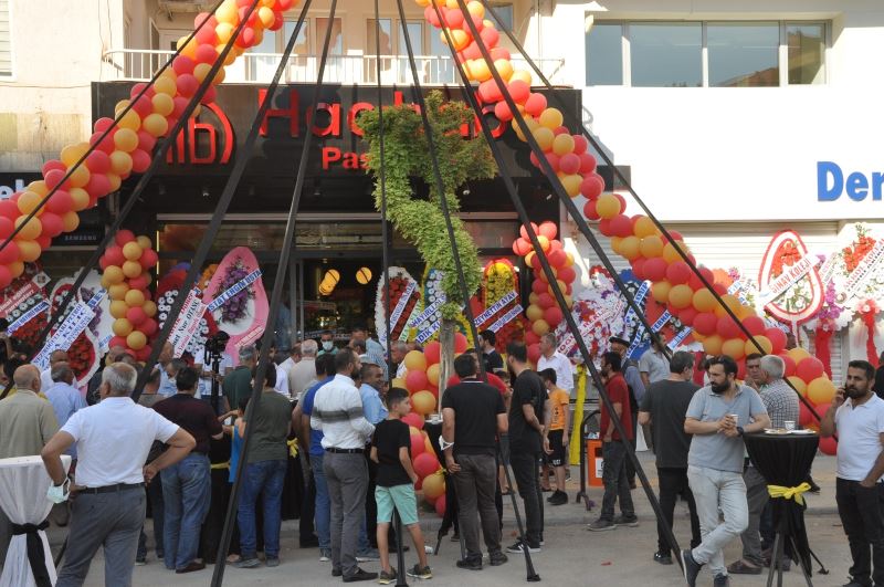 Hacıbaba Pastaneleri Kızıltepe Şubesi resmi açılışı yapıldı
