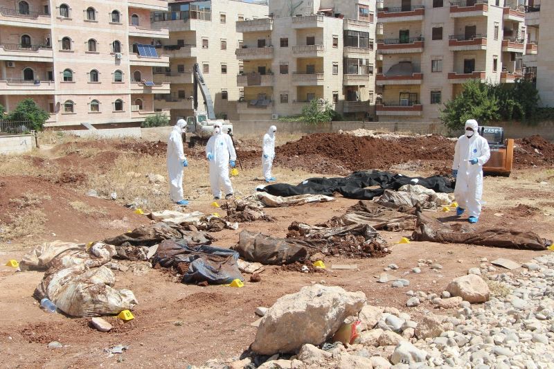 Afrin’de toplu mezardan çıkan ceset sayısı 68’e yükseldi
