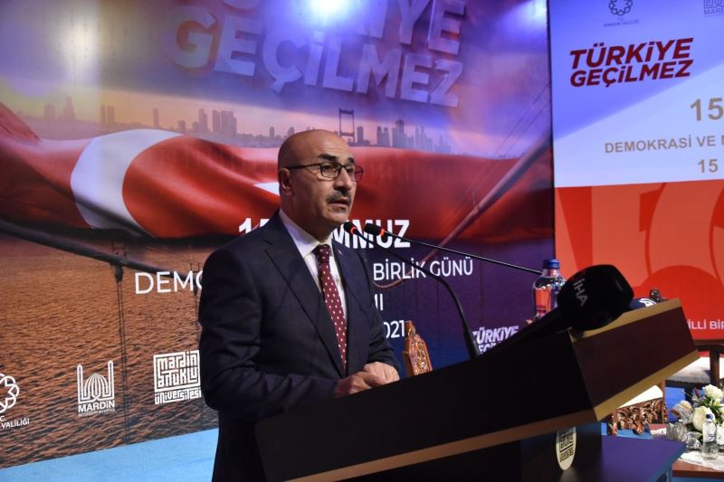 MAÜ’de  ‘15 Temmuz Demokrasi ve Milli Birlik Günü’ konulu panel düzenlendi
