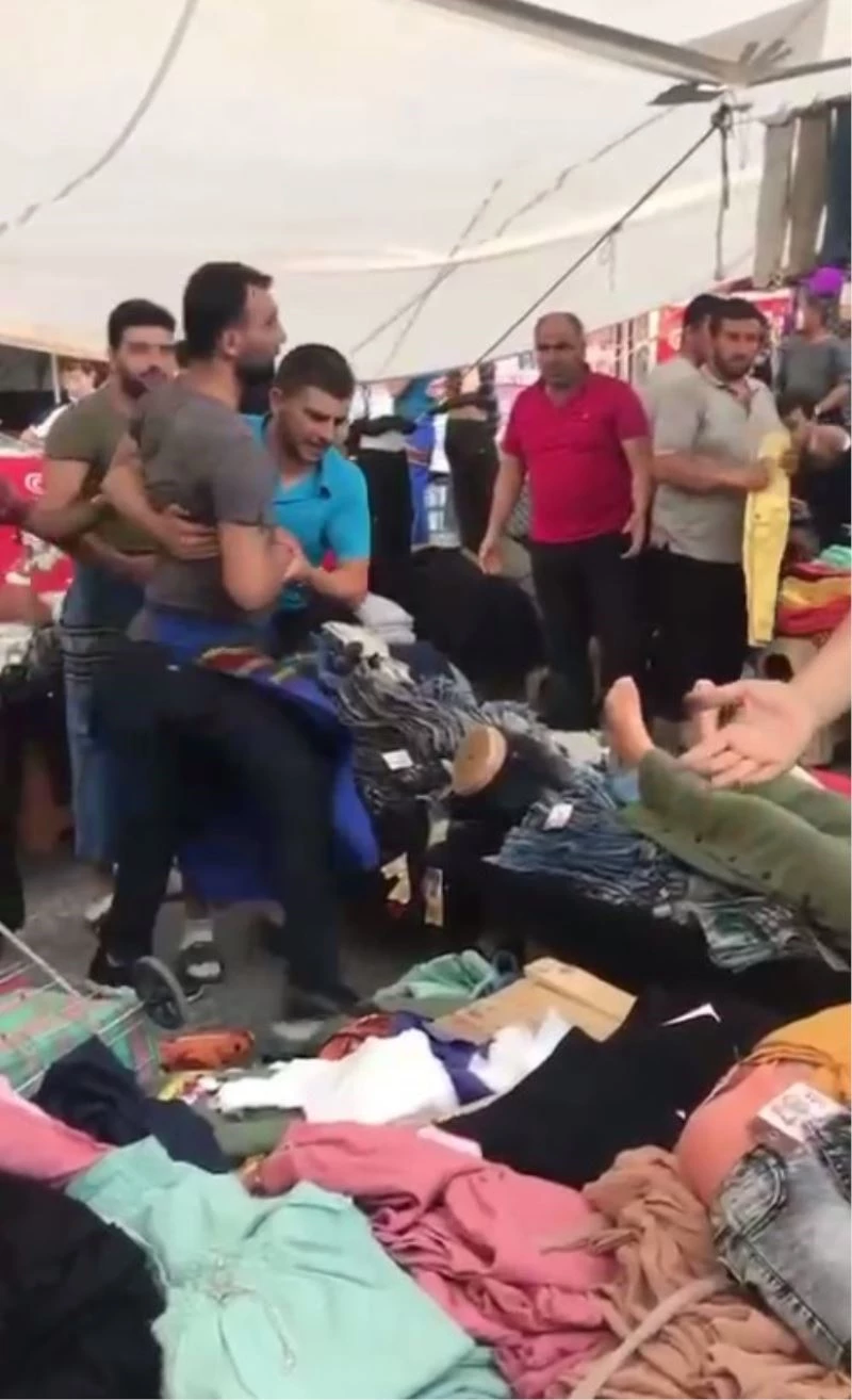 (Özel) Esenyurt’ta pazarcıların kavgası kamerada
