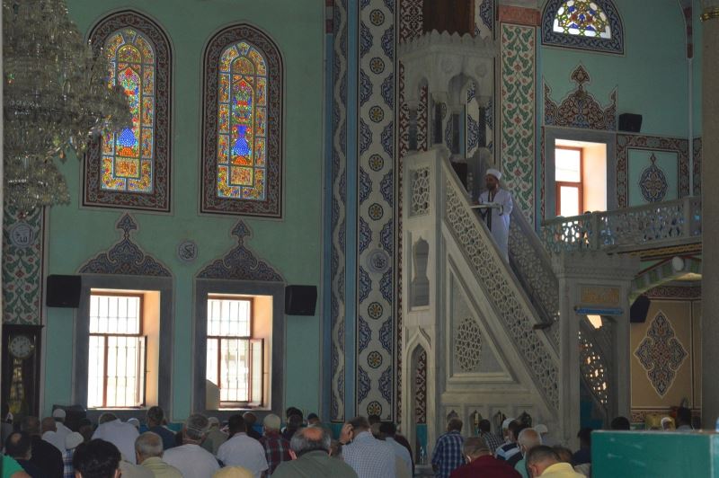 Minberlerden ’’bayram trafiği’’ uyarısı
