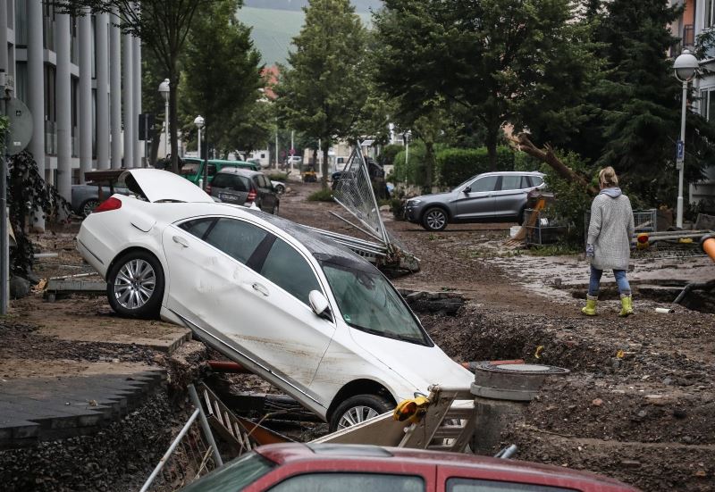 Almanya’daki sel felaketinde ölenlerin sayısı 93’e yükseldi
