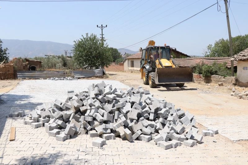 Hamidiye Mahallesi’nde yol ve temizlik çalışmalarına başlandı
