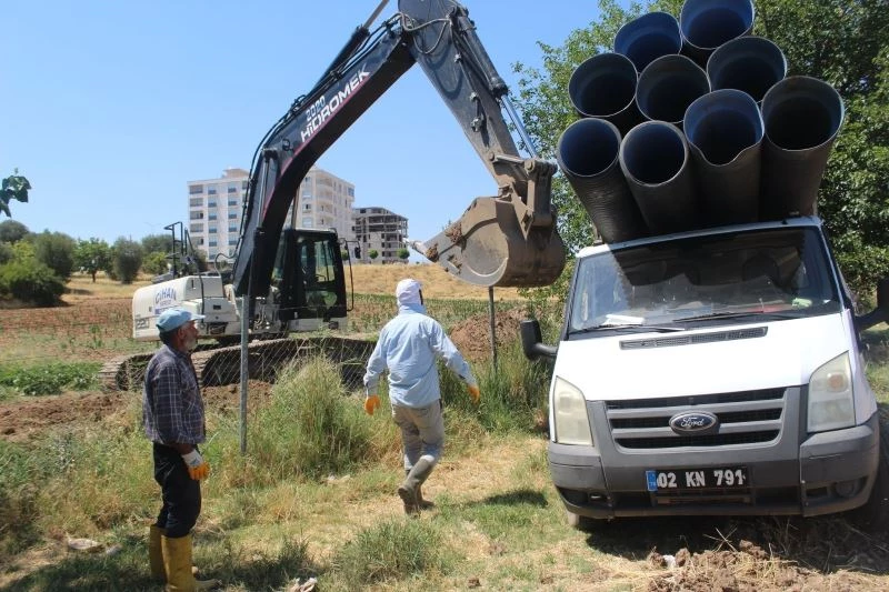 Kahta Belediyesi alt yapı çalışmalarını yoğunlaştırdı
