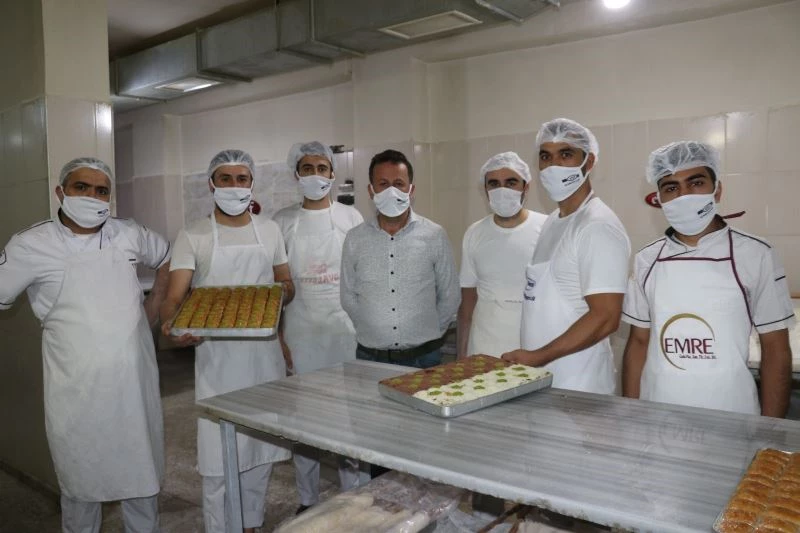 (Özel) Tatlıcılarda bayram mesaisi başladı
