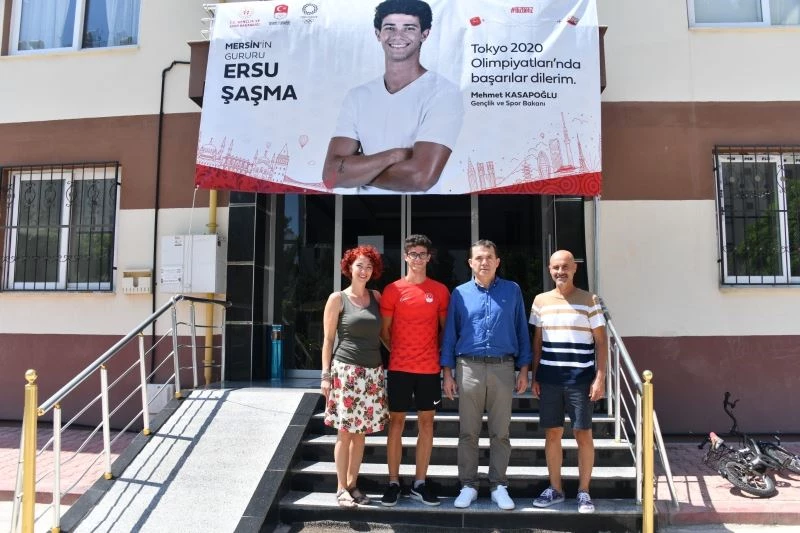 Özyiğit, olimpiyat sporcusu Ersu Şaşma’ya Tokyo’da başarılar diledi
