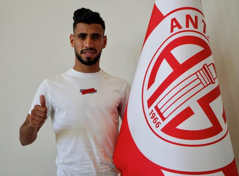 Antalyaspor, Cezayirli futbolcu Houssam Ghacha