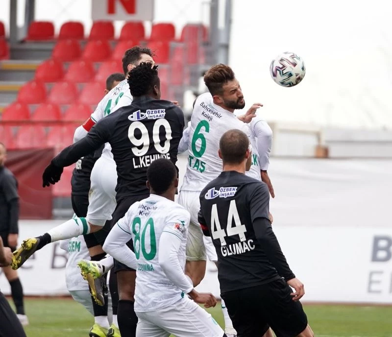 Kocaelispor transfere doymuyor
