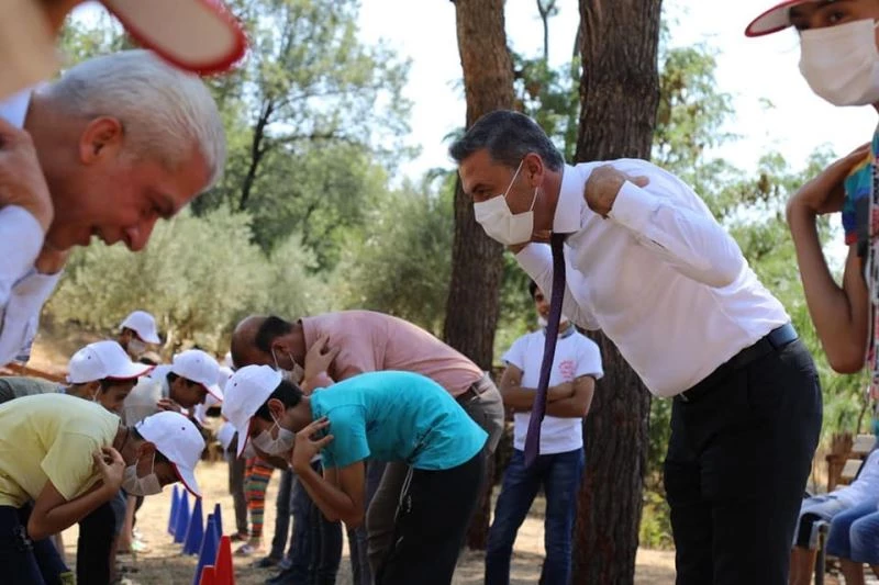 Gaziantep’te mevsimlik tarım işçilerinin çocukları Yesemek müzesini gezdi
