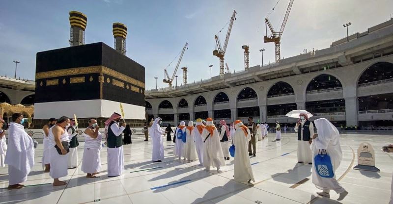 Kabe’de Hacı adaylarının ilk tavafı başladı
