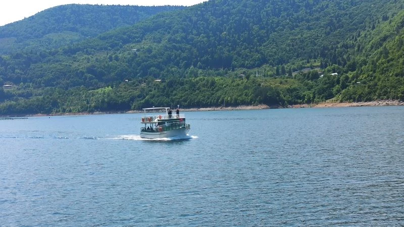 Artvin’de baraj gölleri turizme kazandırılıyor

