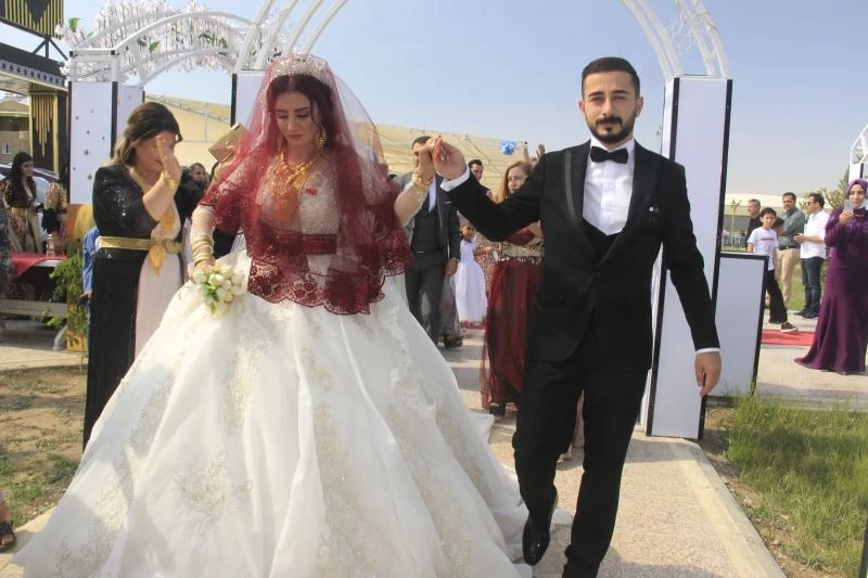 Van’da muhteşem aşiret düğünü
