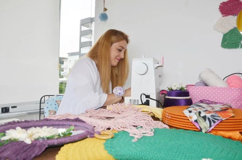 300 liralık sermaye ile başladığı işten evine kazanç sağladı
