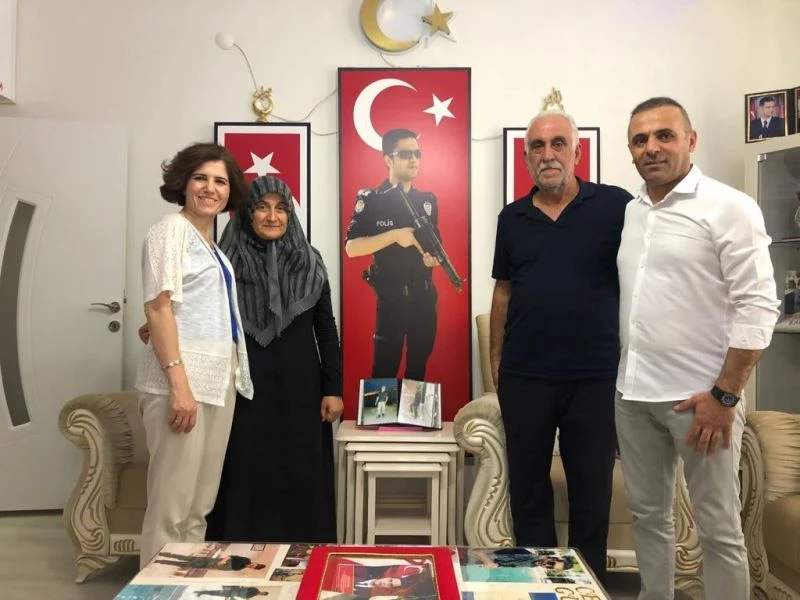 Polis ekipleri, şehit ailelerini ve gazileri unutmadılar
