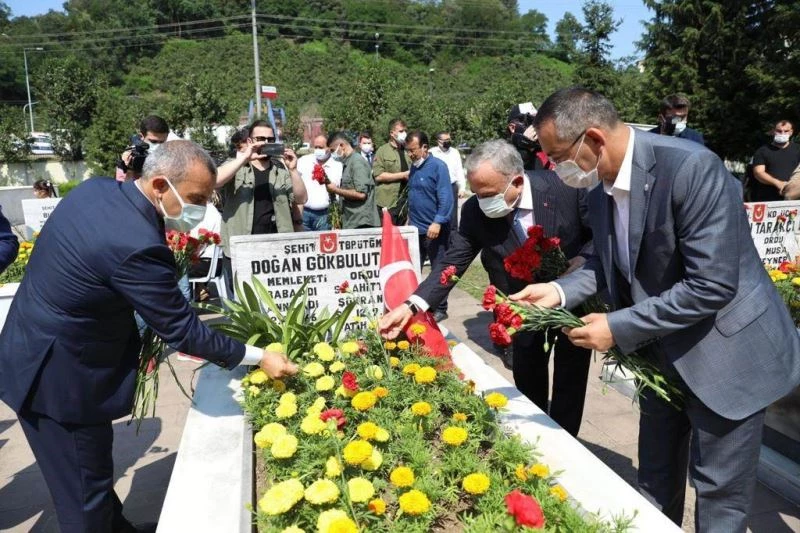 Ordu’da arife gününde şehitlikler ziyaret edildi
