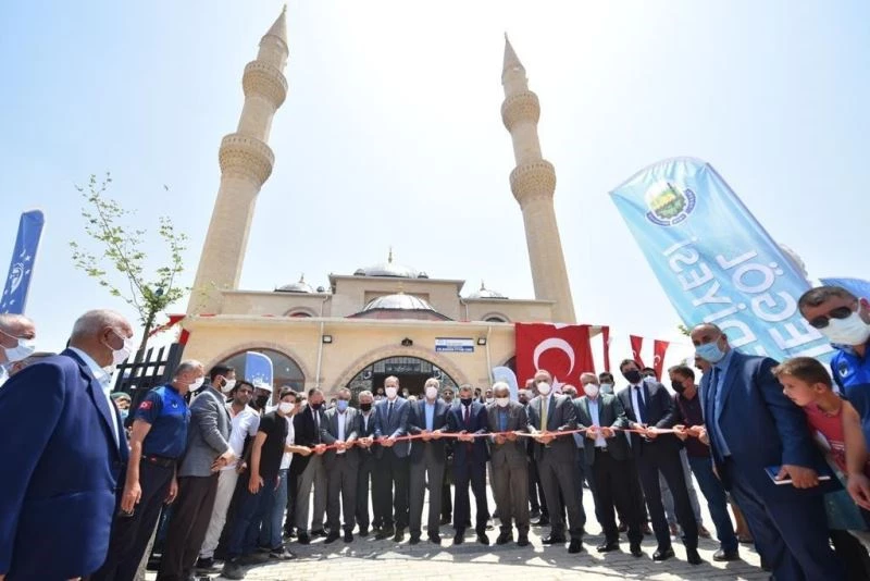 İnegöl Selahaddin Eyyubi Camii törenle açıldı
