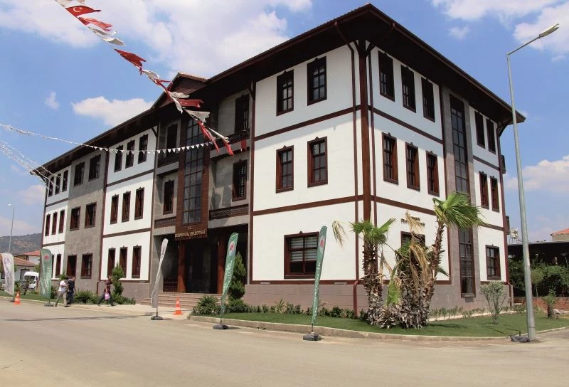 Germencik Belediyesi’nden, O Muhtara Suç Duyurusu
