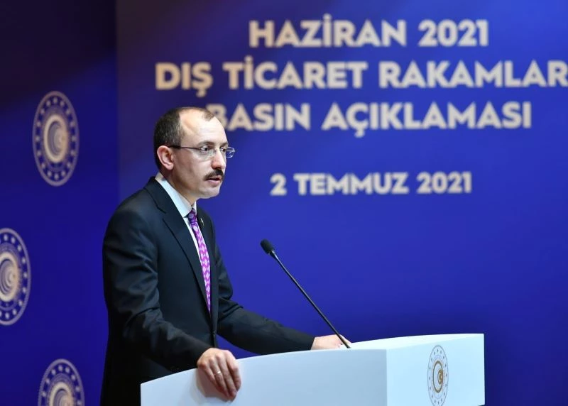 Bakan Muş: “’Türkiye’ye yabancı yatırımcı gelmesin’ diye çaba harcayanların her hayırlı işin önünde takoz olmaları kendi tabiatlarının gereğidir”
