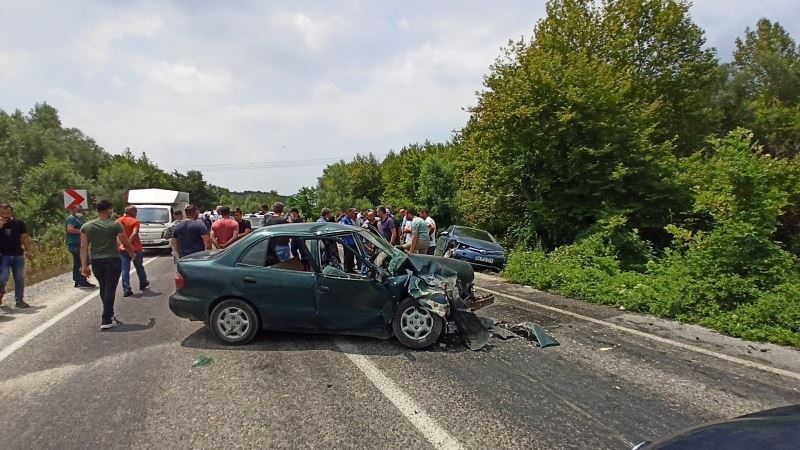 Kurban kesimi dönüşünde kaza: 6 yaralı
