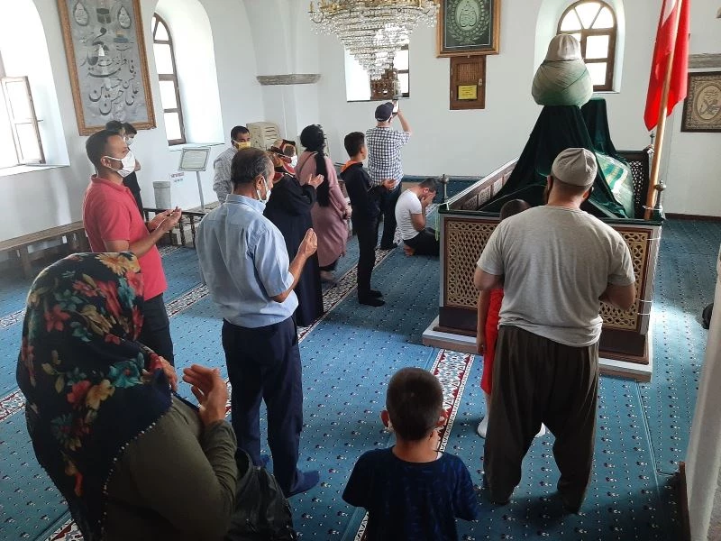 Seyyid Bilal Türbesi’ne inanç turizmi
