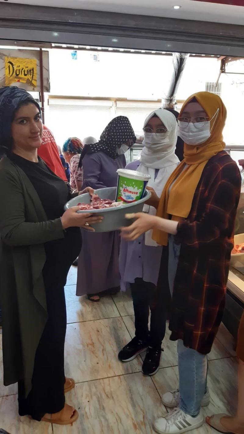 250 yoksul aileye kurban eti yardımı
