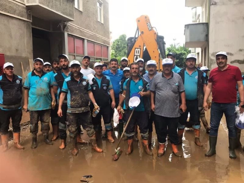 Trabzon’un Ortahisar Belediyesi’nden afet bölgesine destek
