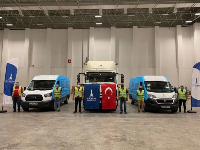 İzmir’den Arhavi’ye yardım eli
