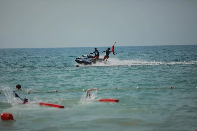 Kandıra’da denize girmek yine yasaklandı

