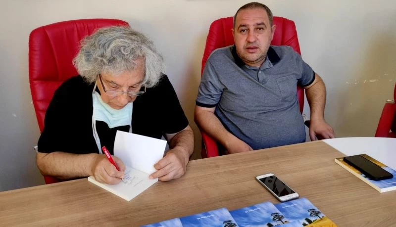 Osmaniyeli doktor 43 yıllık meslek hayatını kitaplaştırdı