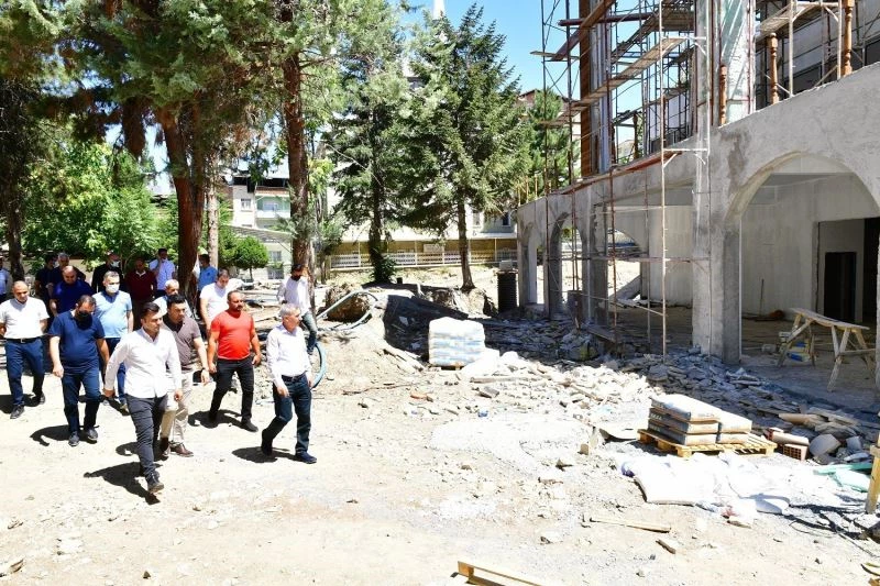 Başkan Çınar, Gündüzbey Sosyal Tesisleri’ni inceledi
