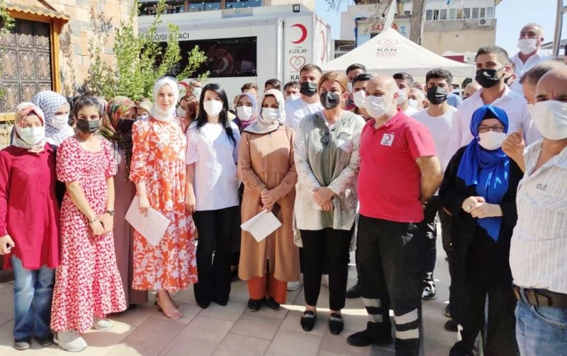 AK Parti İl Sosyal Politikalar Başkanlığı kan bağışında bulundu
