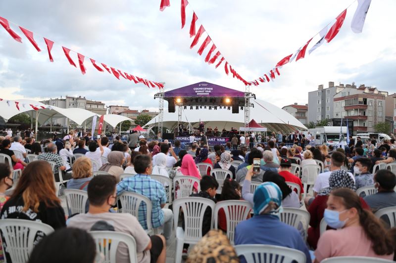 Rumelili Ekrem Küçükçekmece’de hemşerileriyle buluştu
