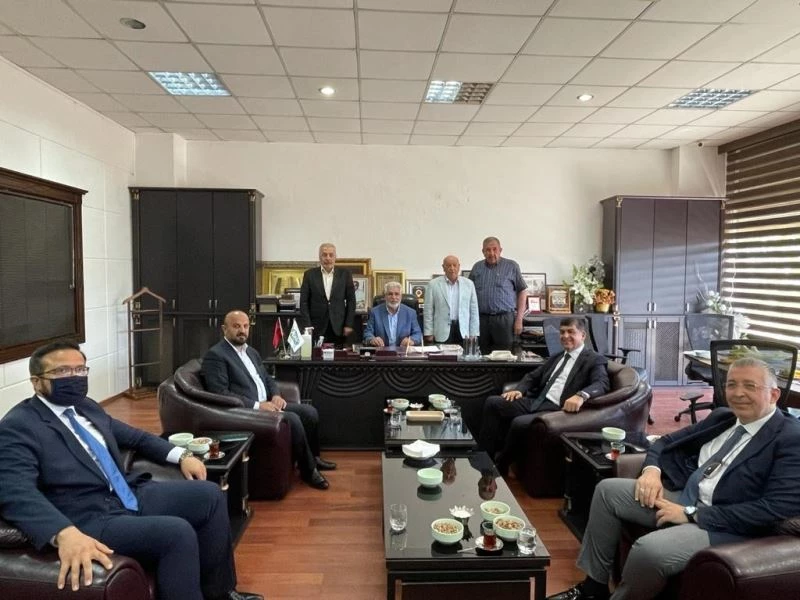 Fadıloğlu, yapımı devam eden stadyum projesini inceledi
