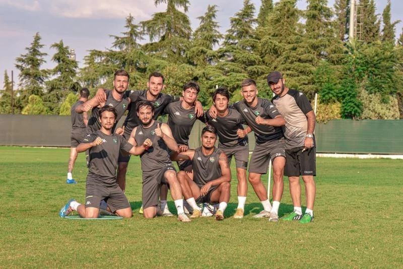 Yönetim krizini aşamayan Denizlispor’da transfer yasağı bel büküyor
