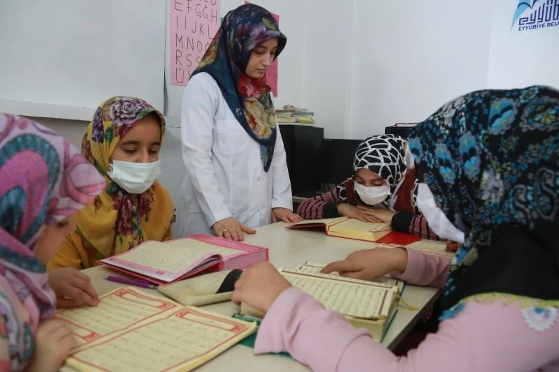 Eyyübiyeli kadınlardan Başkan Kuş’a teşekkür
