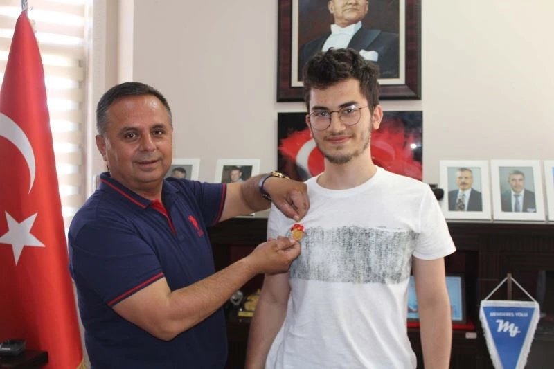 Yabancı Dil Testinde Almanca Bölümü Türkiye birincisi başarısının sırrını açıkladı
