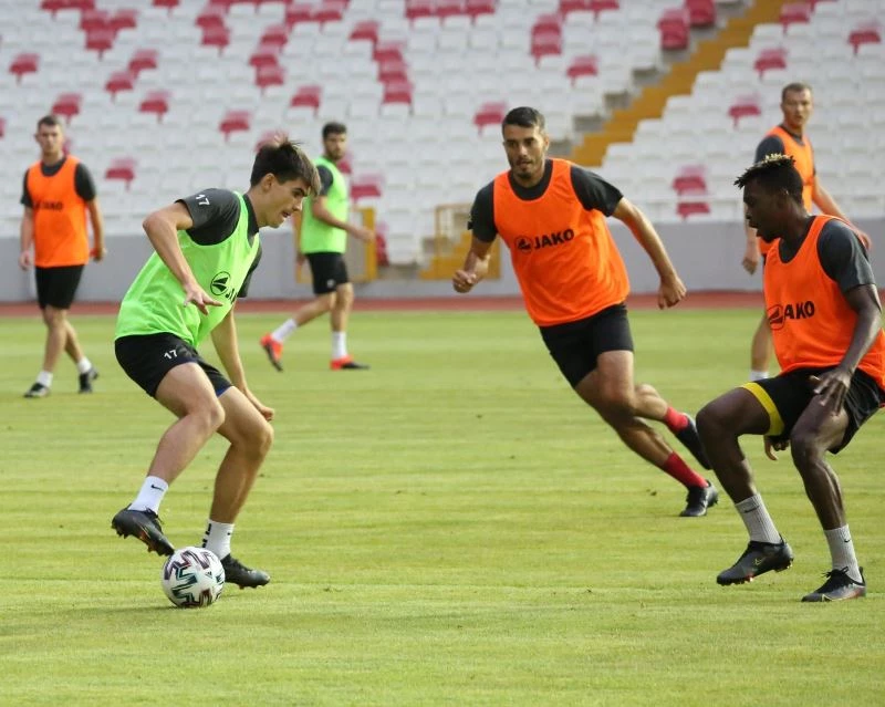 Petrocub, Sivasspor maçı hazırlıklarını tamamladı
