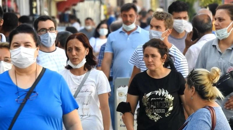 Esnaf, aşılanmayan vatandaşları aşılanmaya davet etti
