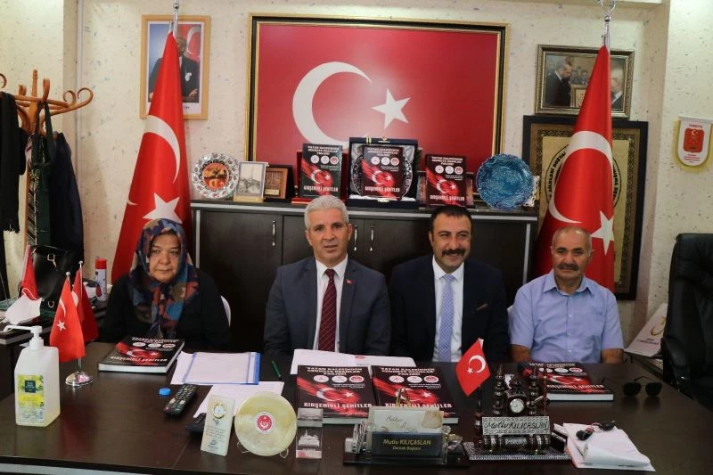 Kırşehirli şehitler albümde toplandı
