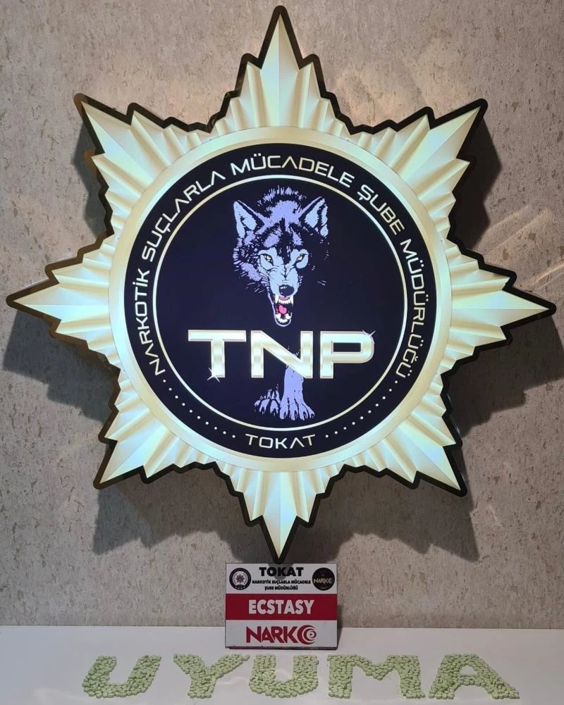 Tokat’ta 2 bin 80 adet extacy hap ele geçirildi
