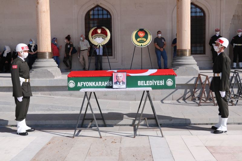 Vefat eden başçavuş askeri törenle sonsuzluğa uğurlandı
