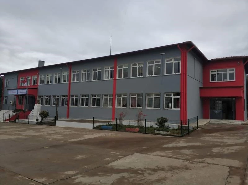 Demirciler Ortaokulu, Erasmus+ Programı ile Avrupa kapılarını araladı
