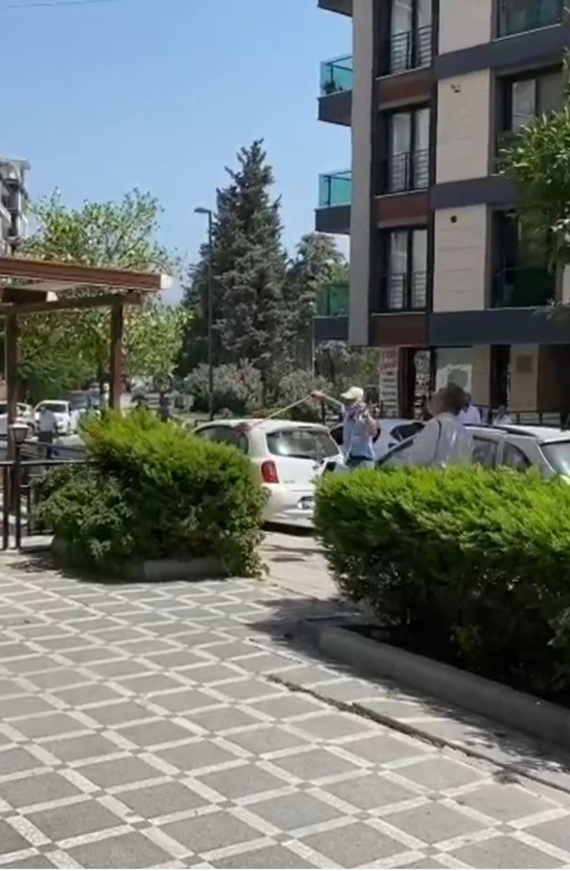 Hatay’da düğüne denk gelen temizlik görevlisi oynaması
