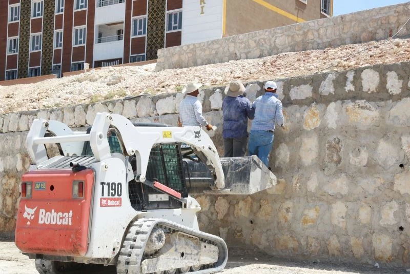 Eyyubiye’de atıl durumdaki yerler parklara dönüştürülüyor
