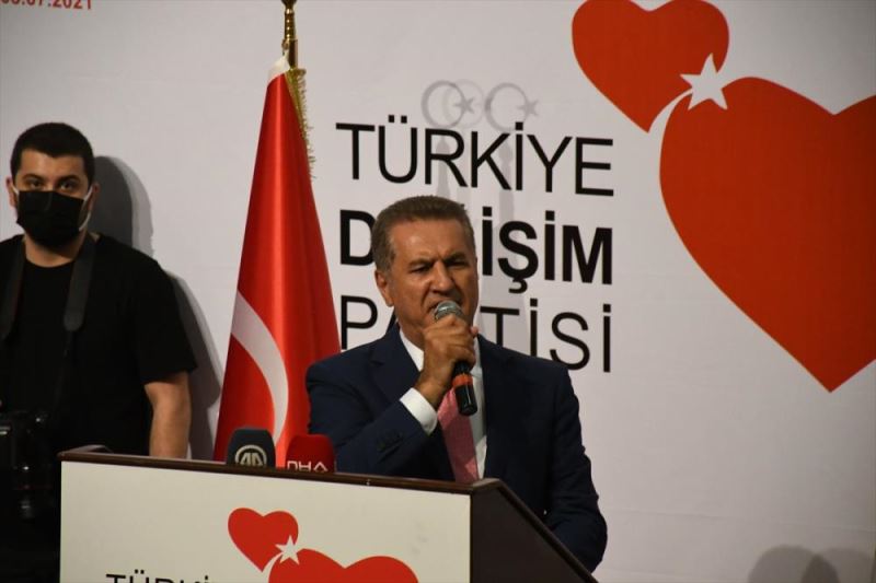 TDP Genel Başkanı Sarıgül, partisinin Adana 1. Olağan Kongresi