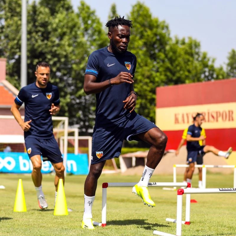 Silviu Lung ve Attamah takıma katıldı
