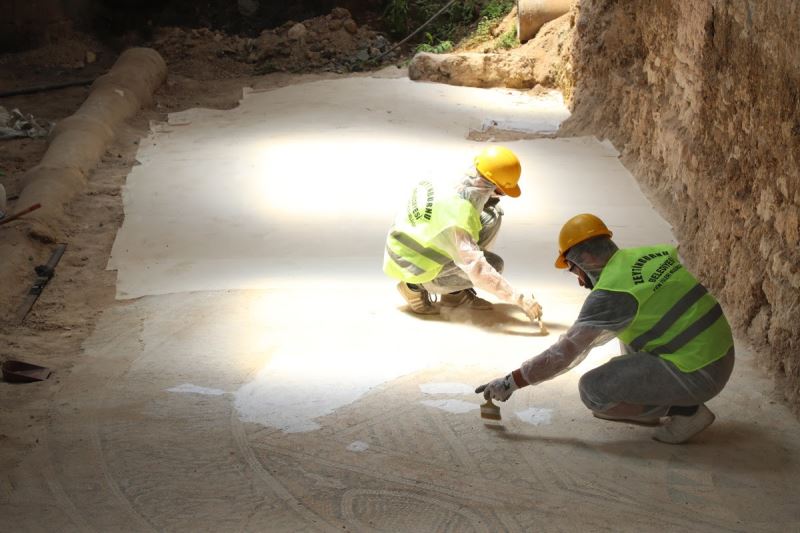 Roma dönemine ait ‘Tarihi Mozaiklerin’ restorasyonu devam ediyor
