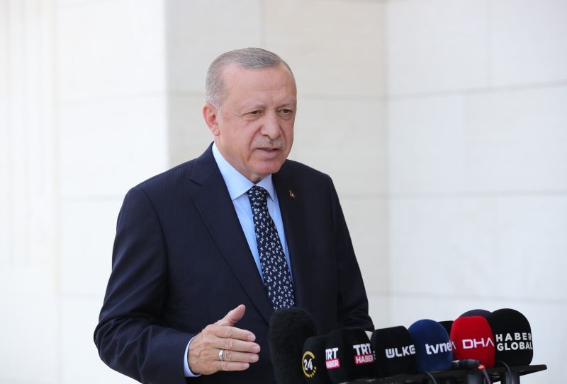 Cumhurbaşkanı Erdoğan: “Türk Hava Kurumu’nun elinde, burada rahatlıkla kullanılabilecek uçak falan yok”
