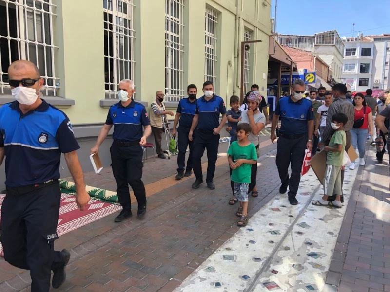 Zabıtalara yakalanan dilencinin rahatlığı pes dedirtti
