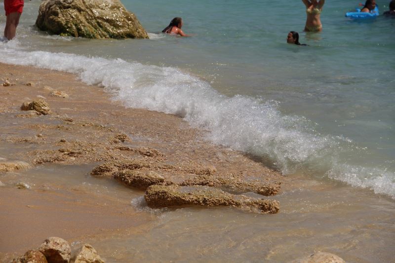 Jeoloji profesöründen sahillerdeki yalıtaşlarını ’kırmayın’ uyarısı
